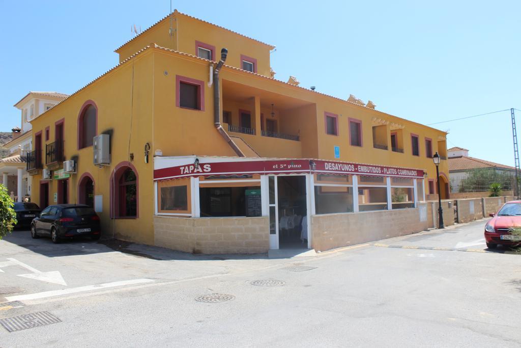 Apartamentos Turisticos Edificio Del Pino Sorbas Exterior photo